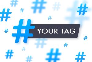 Fundo branco com vários símbolos de hashtag em azul